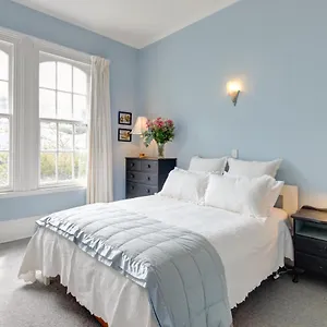 Thorndon Heritage Listed Villa Wellington