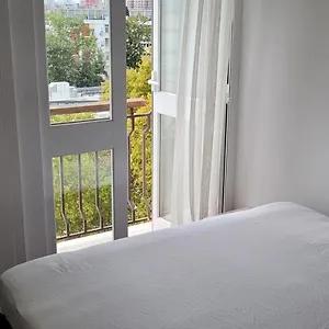 Comfy Near Metro & Airport Homestay Lisbon